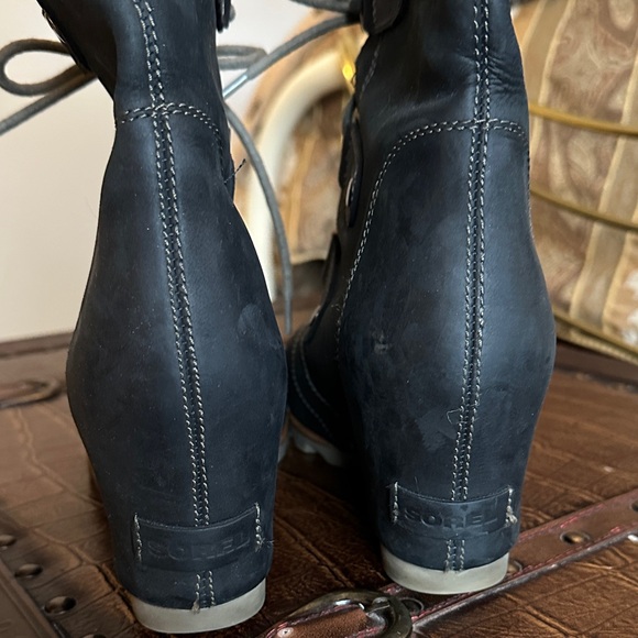 Sorel Black Lace Up Wedge Boots - Picture 2 of 7